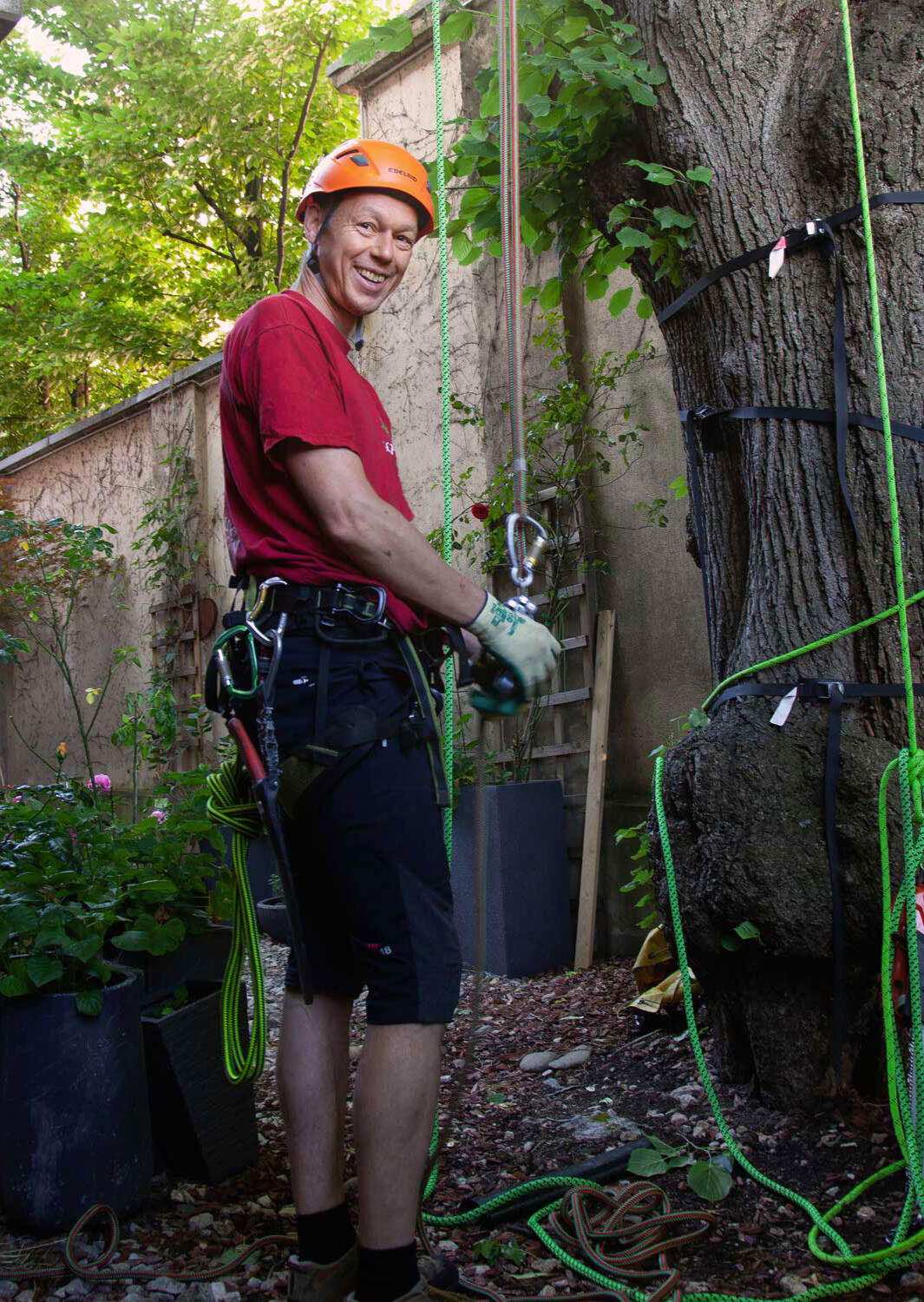 Portrait Jürgen Schuler Fotografie Jürgen Schuler beim Klettern